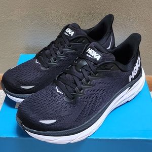 HOKA Clifton 8 B&W, W8 WIDE NWOT